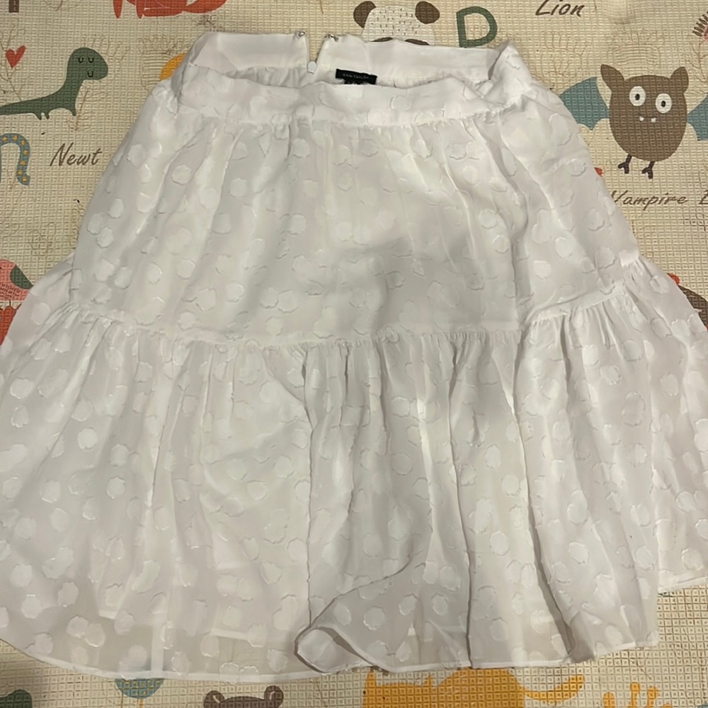 Ann Taylor White Skirt size 2
